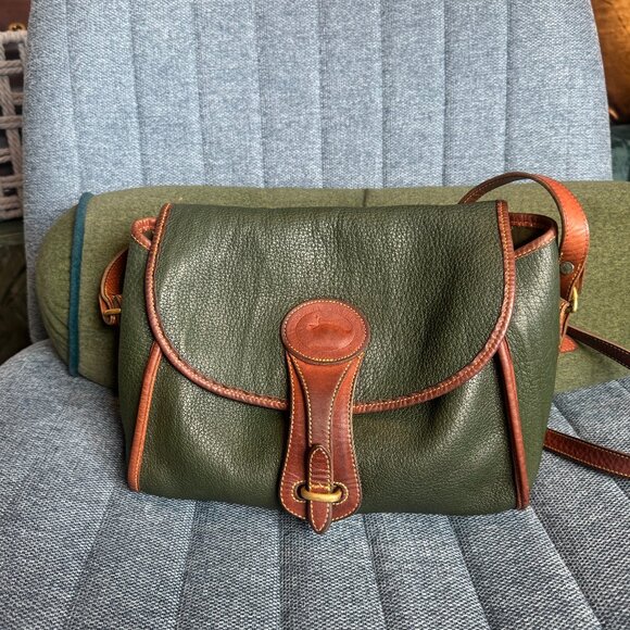 Dooney and Bourke Green Leather Purse - Picture 1 of 10